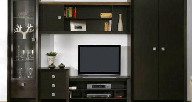 Стенки гостиной