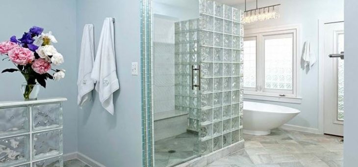 Стены из стеклянных блоков фото – Стеклоблоки в интерьере (24 ФОТО) квартиры и ванной комнаты. Размеры стеклянных блоков для стен, видео по монтажу и укладке