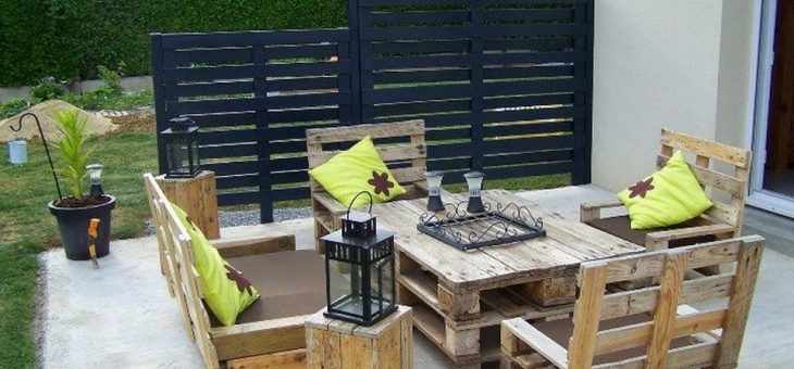 Стулья своими руками из поддонов – Столы и стулья из поддонов для кухни своими руками: пошаговые инструкции по сборке