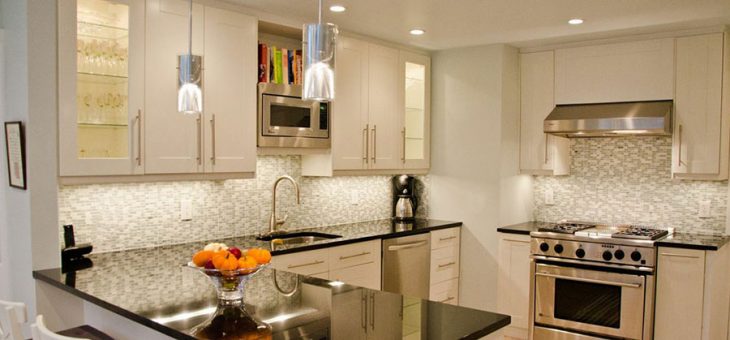 Светильник для кухни фото – Какие люстры подходят для кухни – советы дизайнеров по обустройству освещения