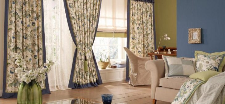 Текстиль в интерьере гостиной фото