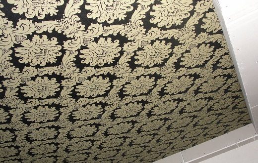 Тканевый потолок фото – Тканевые натяжные потолки — плюсы и минусы, отзывы о вредности, фото какие бывают для зала и спальни, монтаж тканевого полотна, цена с установкой и где купить в Москве, СПб и Екатеринбурге