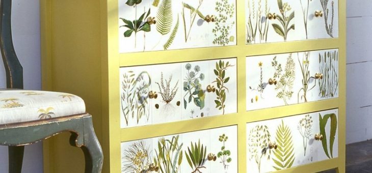 Тумбочки декор – Декупаж мебели своими руками салфетками, обоями, тканью, лаком, краской, ДСП: техника, мастер класс, фото