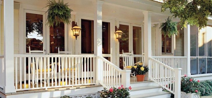 В загородном доме крыльцо – для кирпичного, деревянного, дачного дома, материалы, этапы возведения, советы по отделке и оформлению