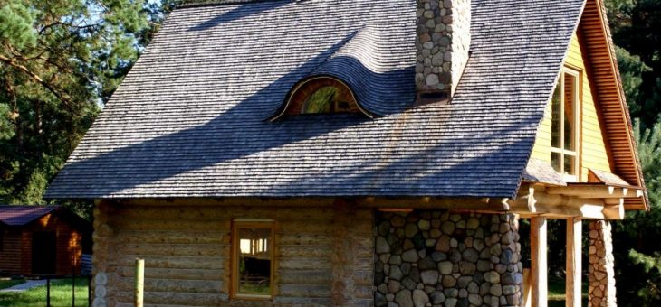 Загородные дома фото деревянные – видео-инструкция по строительству своими руками, проекты недорогих домиков, фото